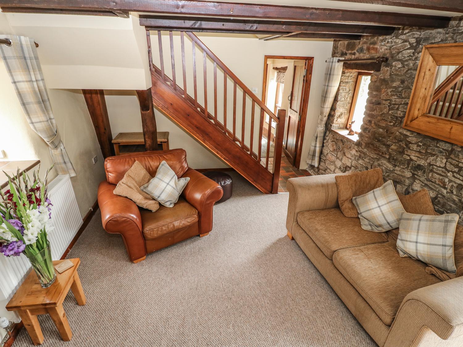The Cottage Calton Экстерьер фото